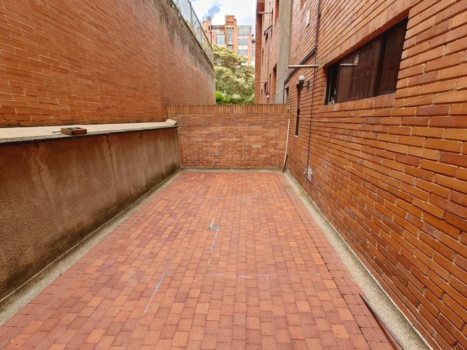 Apartamento en venta en Los Rosales, Bogotá · foto 6 de 12