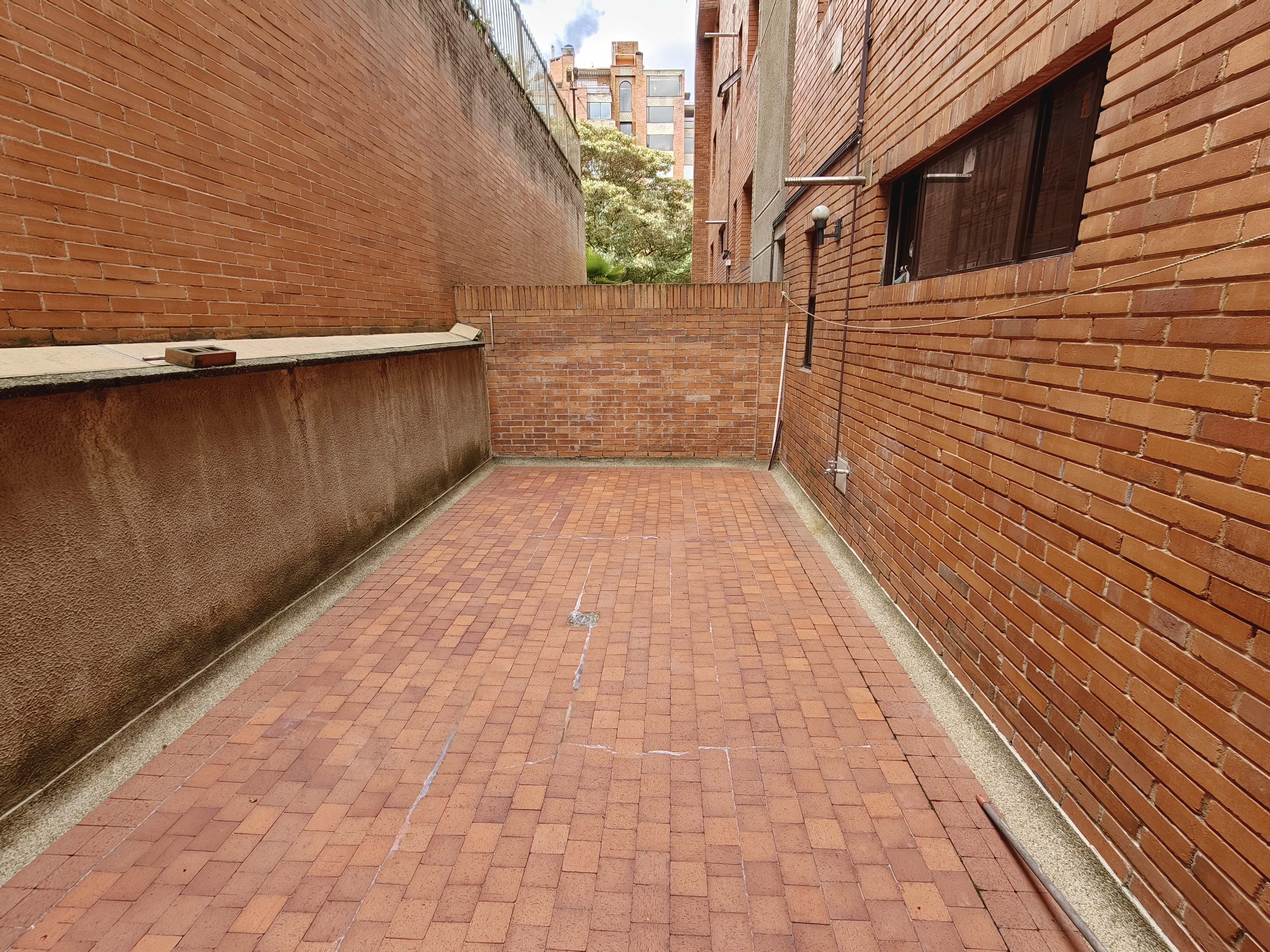 Apartamento en venta en Los Rosales, Bogotá · foto 7 de 12