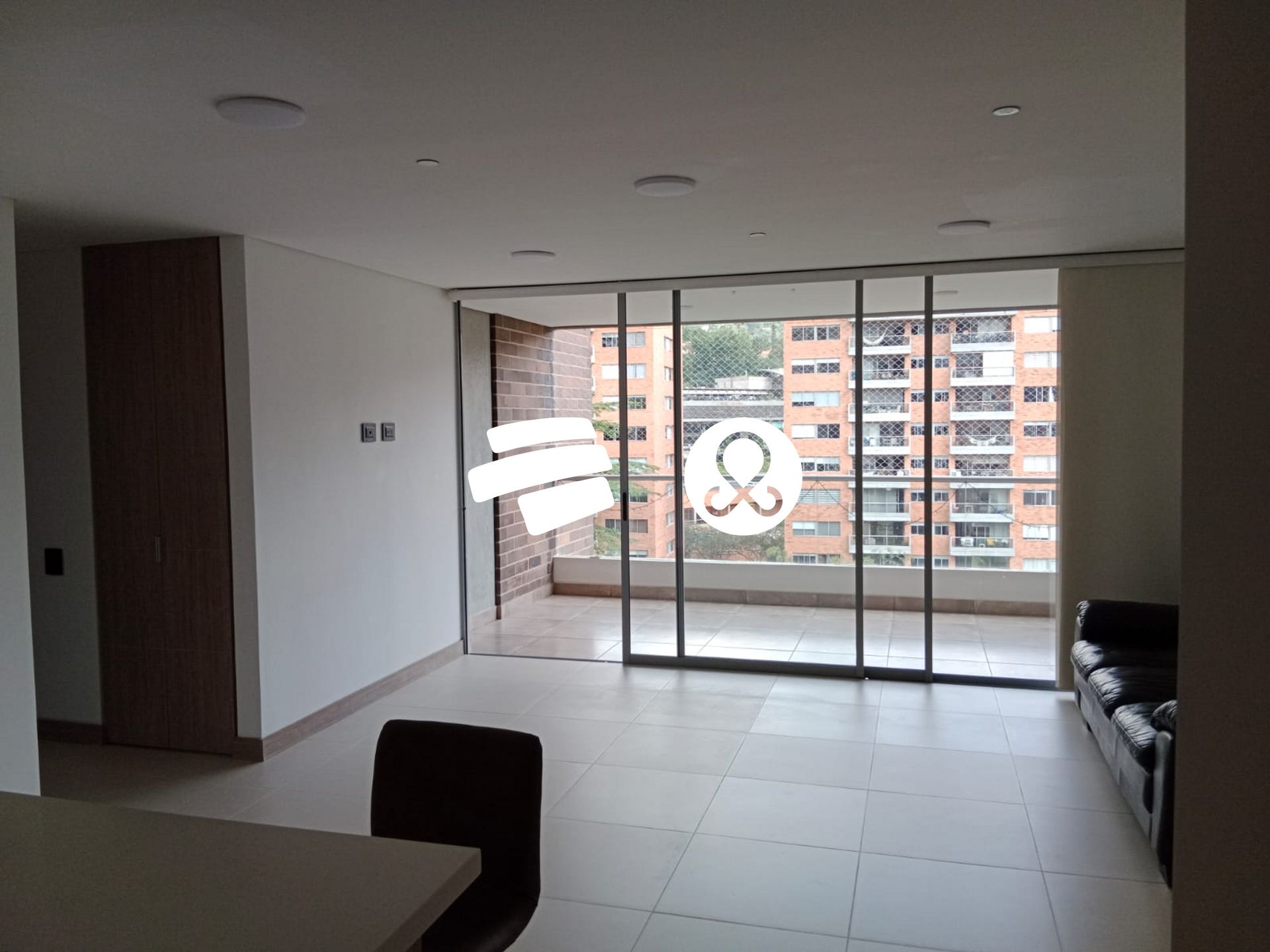 Apartamento en Venta en Loma del Esmeraldal, Envigado