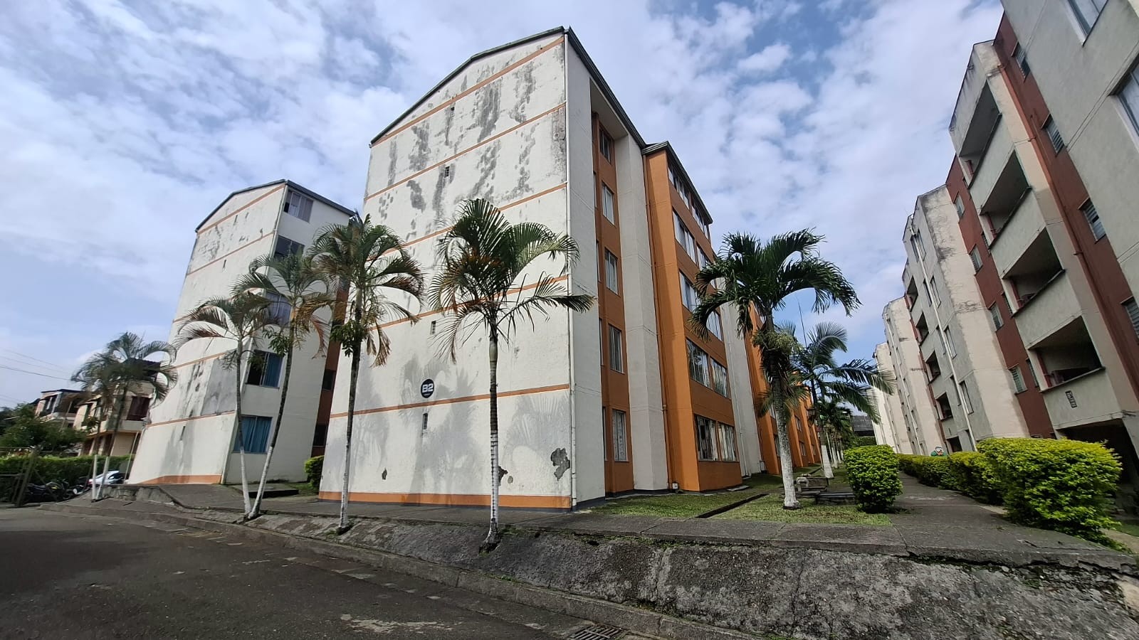 Apartamento en venta en Coodelmar Iii Etapa, Pereira · foto 3 de 18