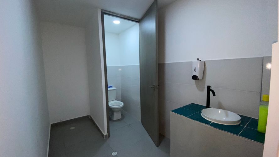 Local en arriendo en Cabecera Del Llano, Bucaramanga, 147 m² · foto 3 de 12