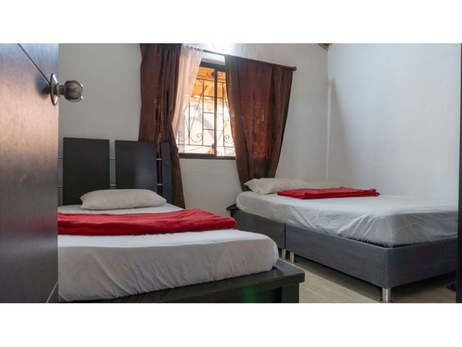 Casa de 3 alcobas en venta en Los Santos, Bucaramanga, 185 m² · foto 4 de 13