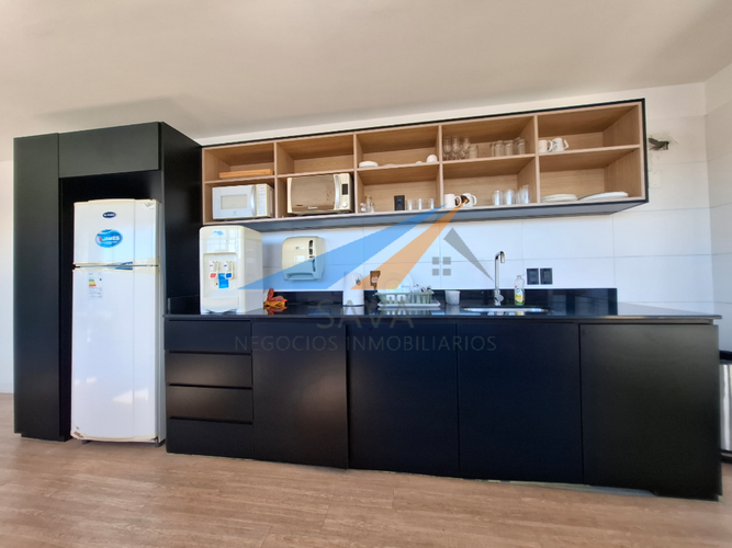 Alquiler Oficina en Co-Work 6 Ambiente en Ciudad Vieja! · Photo 8