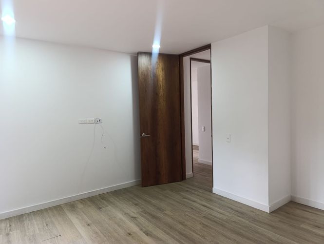 Apartamento de 2 alcobas en venta en El Poblado, Medellín, 120 m² · foto 10 de 18