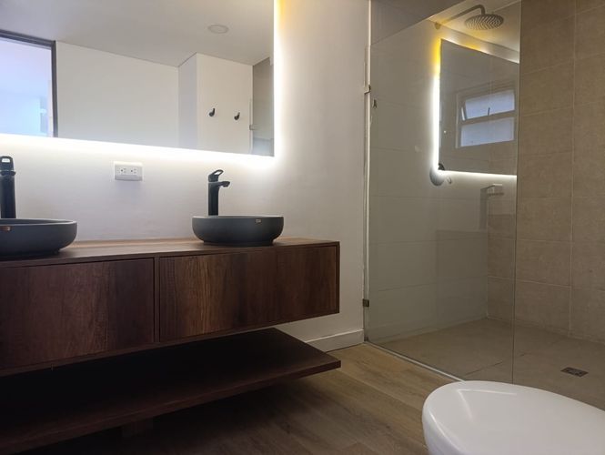 Apartamento de 2 alcobas en venta en El Poblado, Medellín, 120 m² · foto 16 de 18