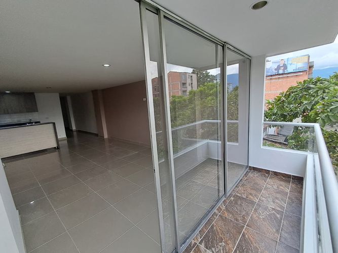 Apartamento de 3 alcobas en arriendo en Laureles, Medellín, 114 m² · foto 6 de 20