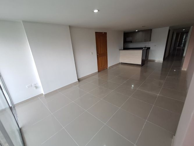 Apartamento de 3 alcobas en arriendo en Laureles, Medellín, 114 m² · foto 7 de 20