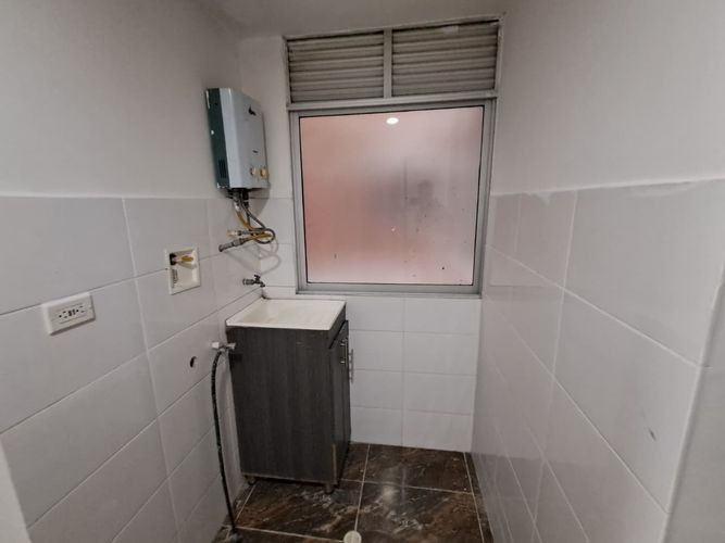 Apartamento de 3 alcobas en arriendo en Laureles, Medellín, 114 m² · foto 11 de 20