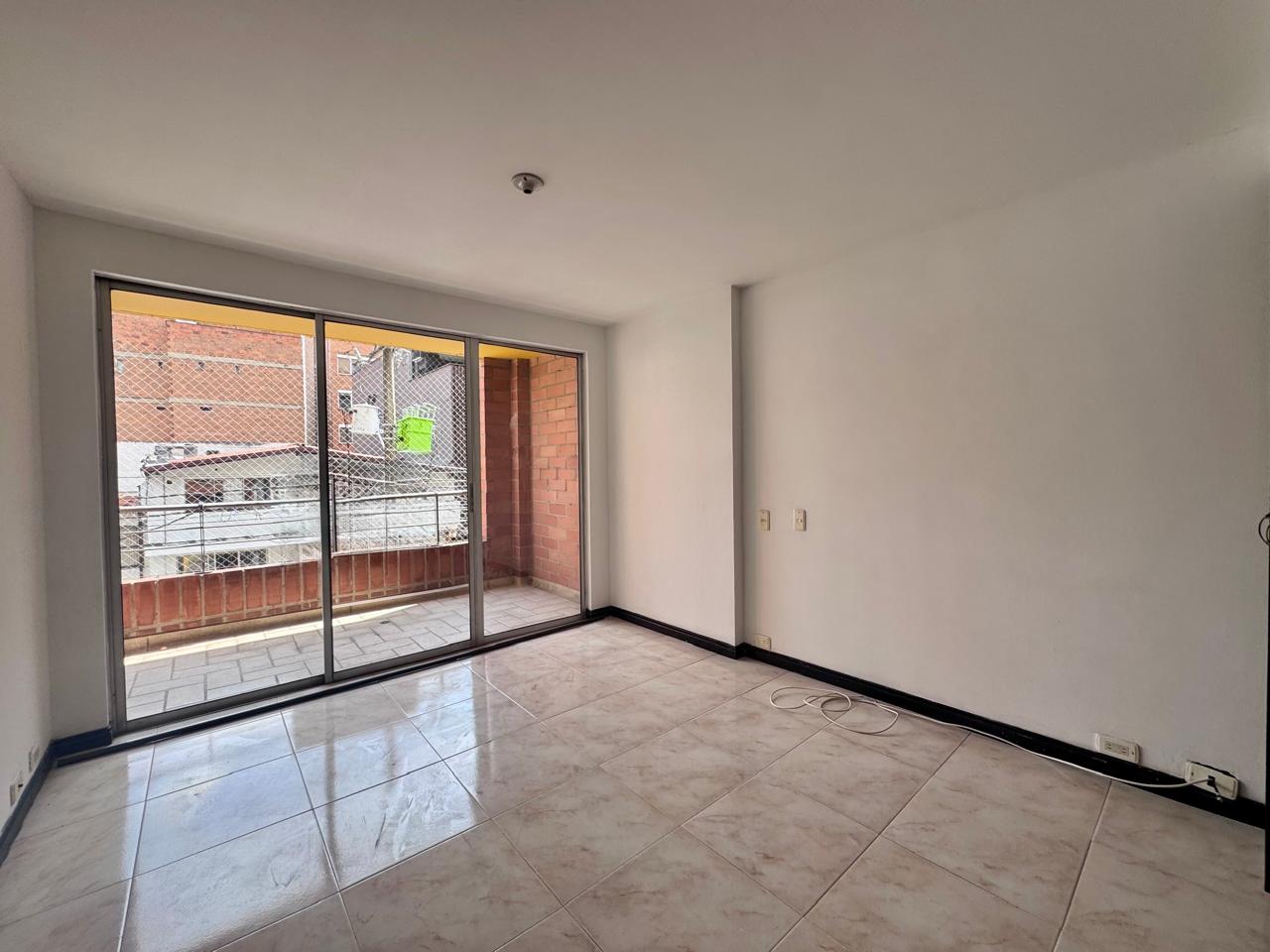 Apartamento en arriendo en Laureles, Medellín · foto 11 de 18
