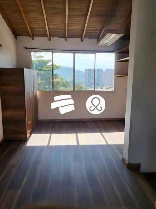 Casa de 2 alcobas en venta en Robledo, Medellín, 73 m² · foto 2 de 17