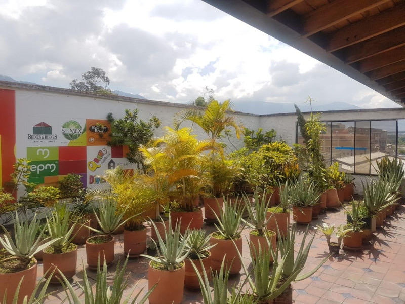Warehouse for sale in Guayabal, Medellín 2