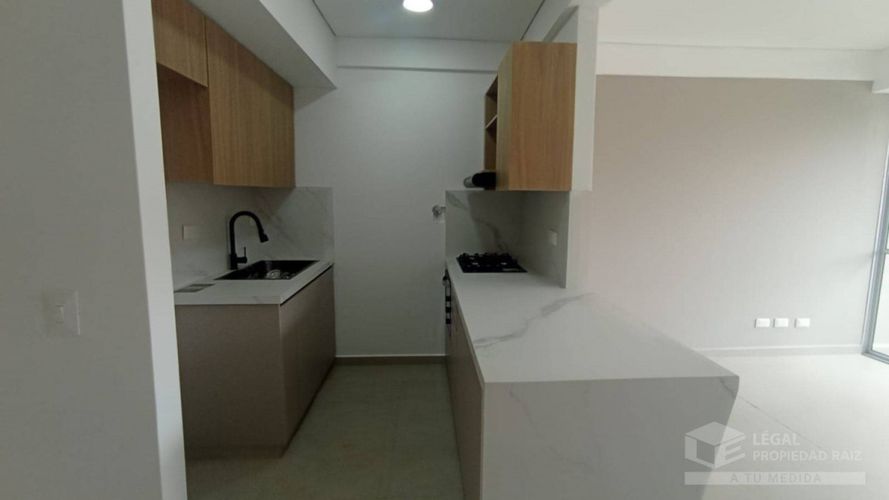 Apartamento de 3 alcobas en venta en El Rosario, Bello, 60 m² · foto 3 de 12
