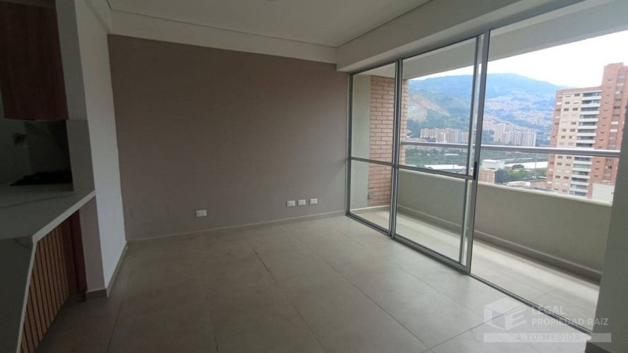 Apartamento de 3 alcobas en venta en El Rosario, Bello, 60 m² · foto 8 de 12