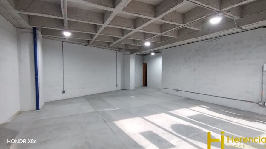 Bodega en arriendo en Trinidad, Medellín, 75 m² · foto 5 de 9