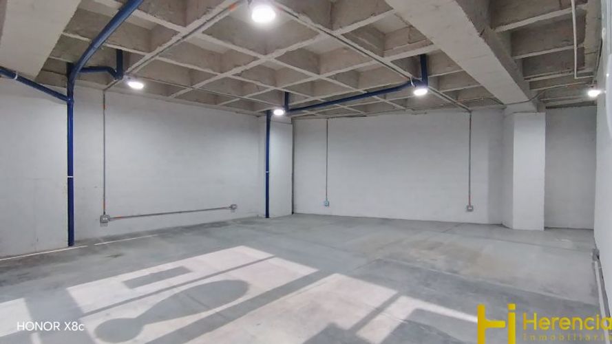 Bodega en arriendo en Trinidad, Medellín, 75 m² · foto 3 de 11