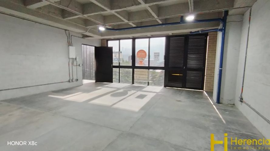 Bodega en arriendo en Trinidad, Medellín, 75 m² · foto 7 de 11