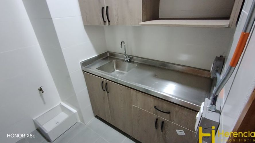 Bodega en arriendo en Trinidad, Medellín, 75 m² · foto 10 de 11