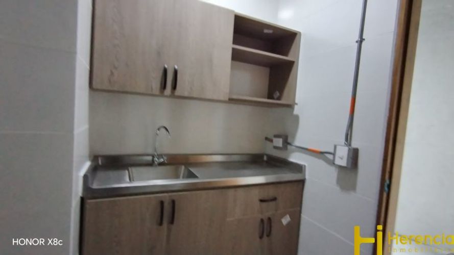 Bodega en arriendo en Trinidad, Medellín, 75 m² · foto 11 de 11