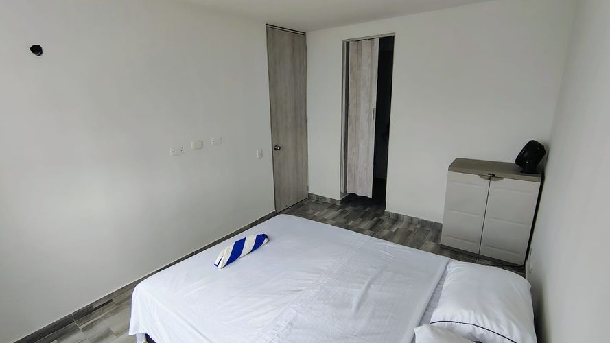 Apartamento de 2 alcobas en venta en Las Palmas, Ricaurte, 51 m² · foto 10 de 18