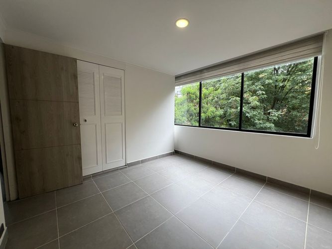 Apartamento de 3 alcobas en arriendo en El Poblado, Medellín, 92 m² · foto 10 de 18