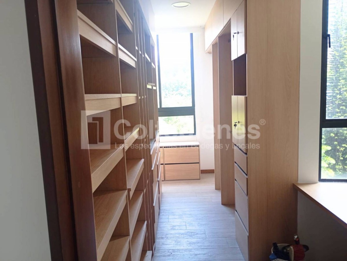 Apartamento en arriendo en El Poblado, Medellín · foto 11 de 24