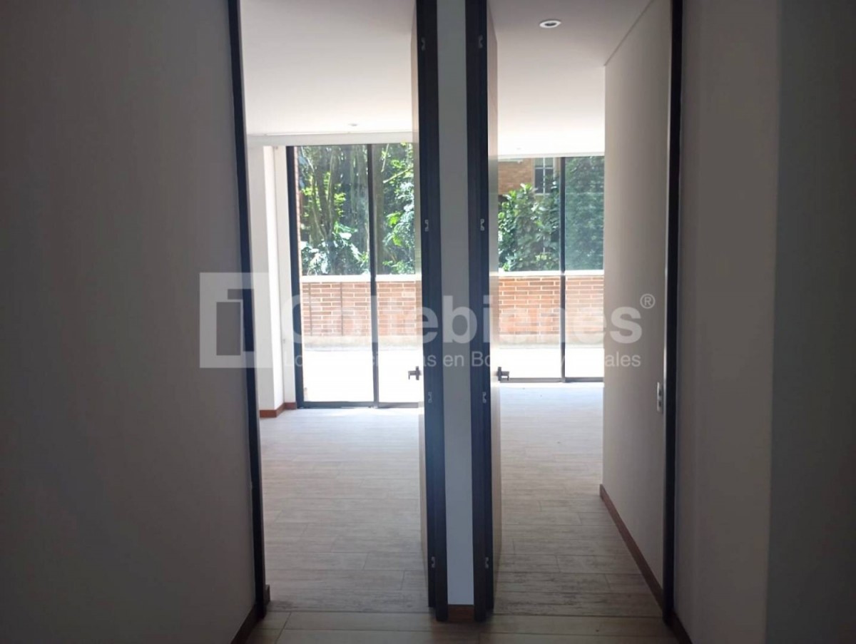Apartamento en arriendo en El Poblado, Medellín · foto 14 de 24