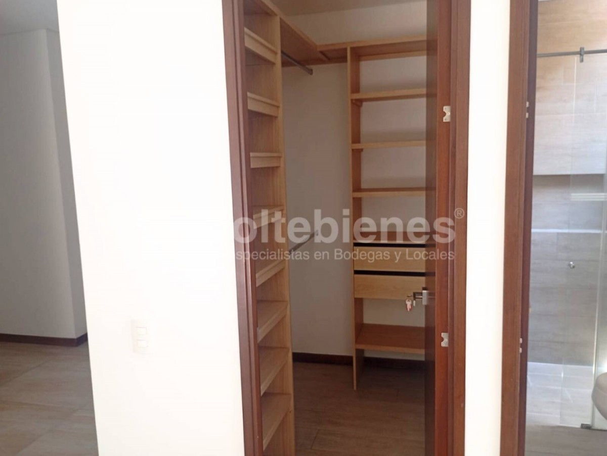 Apartamento en arriendo en El Poblado, Medellín · foto 16 de 24