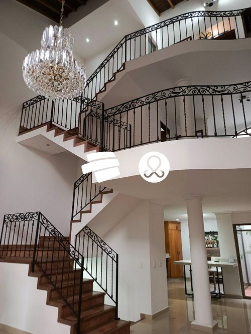 Casa de 4 alcobas en venta en Loma De La Doctora, Sabaneta, 354 m² · foto 2 de 24