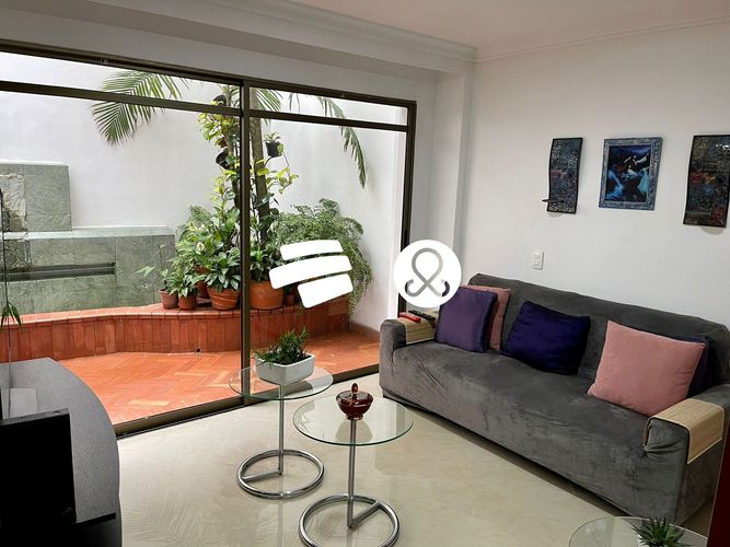 Casa de 4 alcobas en venta en Loma De La Doctora, Sabaneta, 354 m² · foto 9 de 24