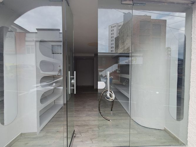 Local en arriendo en San Jose Sur, Pereira, 25 m² · foto 7 de 9