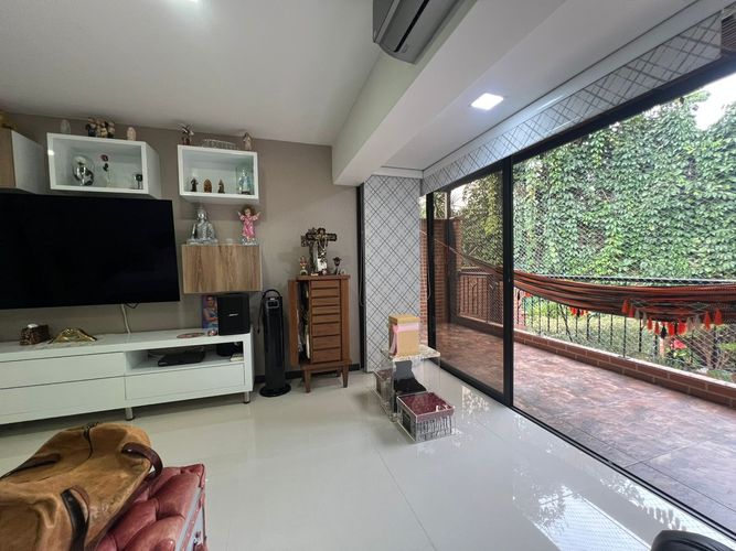 Casa de 6 alcobas en venta en La Pradera, Envigado, 367 m² · foto 15 de 20