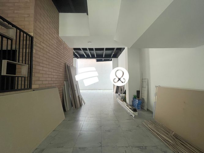 Local en venta en Laureles, Medellín, 73 m² · foto 3 de 6