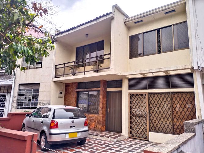 Casa de 4 alcobas en venta en San Vicente, Cali, 340 m² · foto 12 de 14