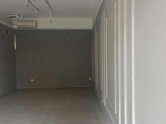 Local en arriendo en El Poblado, Envigado, 30 m² · foto 5 de 5