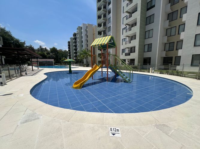 Apartamento de 3 alcobas en venta en Las Palmas, Ricaurte, 93 m² · foto 5 de 24