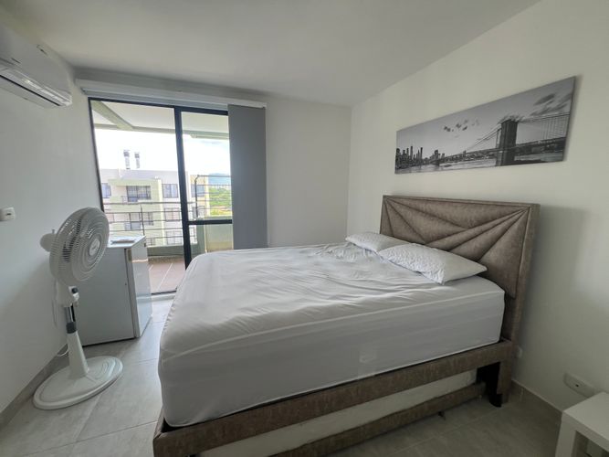 Apartamento de 3 alcobas en venta en Las Palmas, Ricaurte, 93 m² · foto 16 de 24