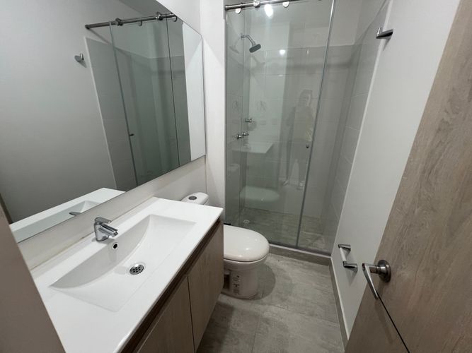 Apartamento de 3 alcobas en venta en Las Palmas, Ricaurte, 93 m² · foto 22 de 24