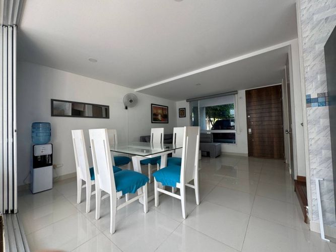 Casa de 3 alcobas en venta en Ricaurte, 120 m² · foto 4 de 17