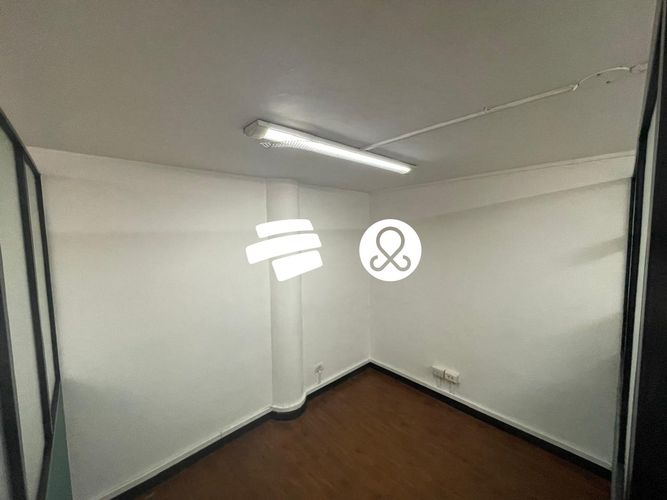 Local en venta en La Candelaria, Medellín, 25 m² · foto 2 de 13
