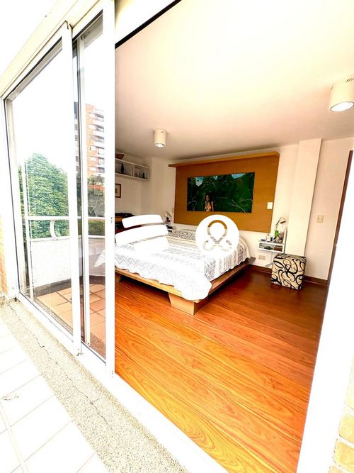 Casa de 4 alcobas en venta en Loma Del Esmeraldal, Envigado, 190 m² · foto 10 de 16