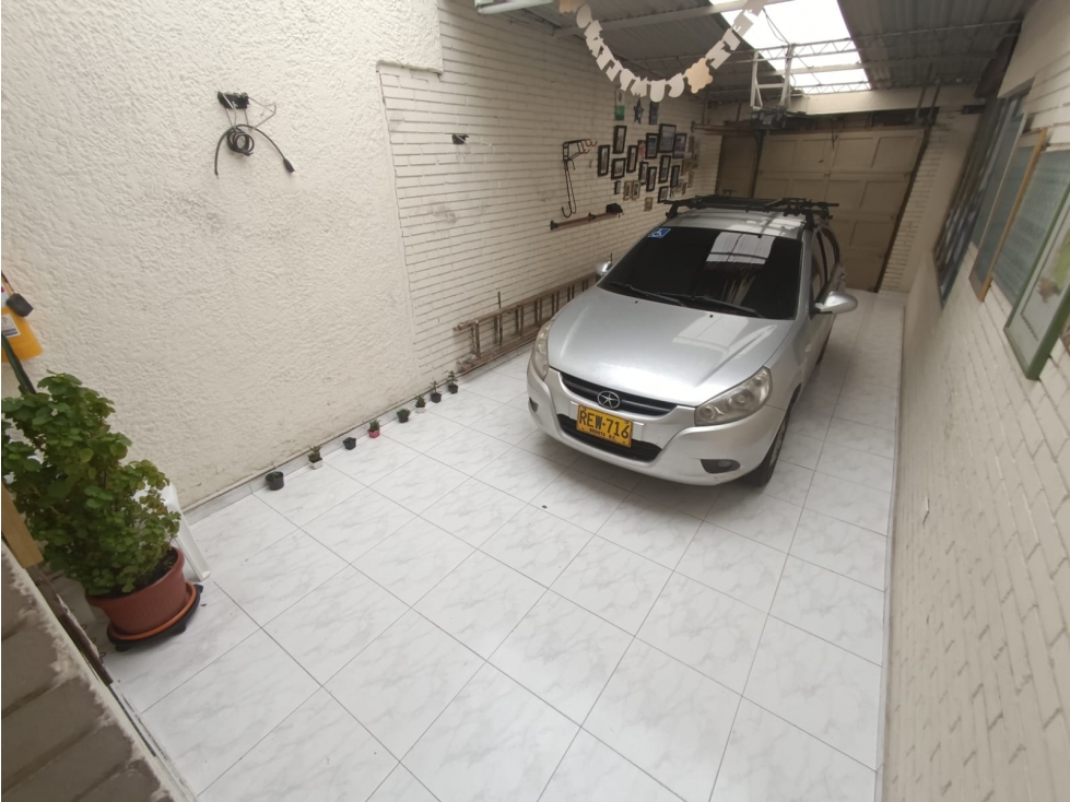 Casa en venta en Marsella, Bogotá · foto 15 de 24