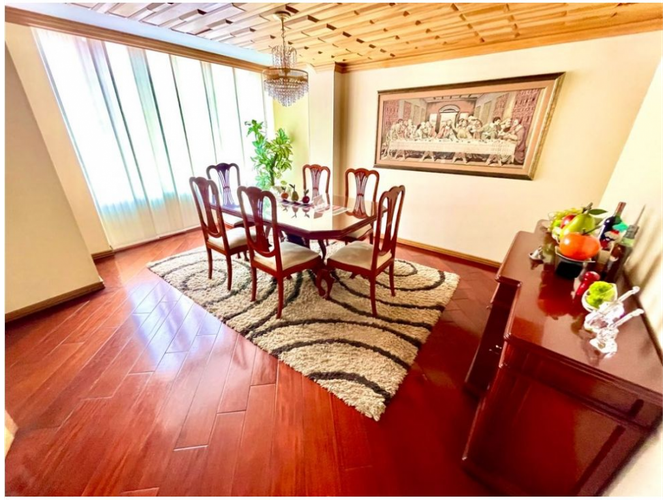 Apartamento de 4 alcobas en venta en Santa Barbara, Bogotá, 257 m² · foto 2 de 20