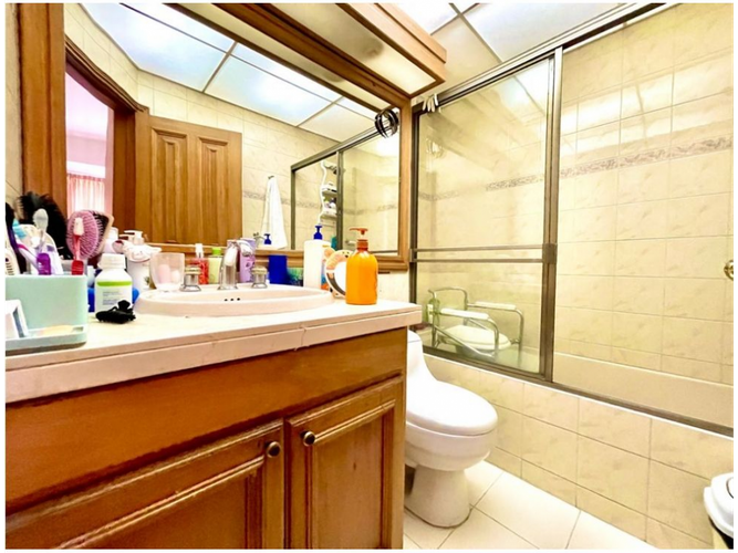 Apartamento de 4 alcobas en venta en Santa Barbara, Bogotá, 257 m² · foto 15 de 20