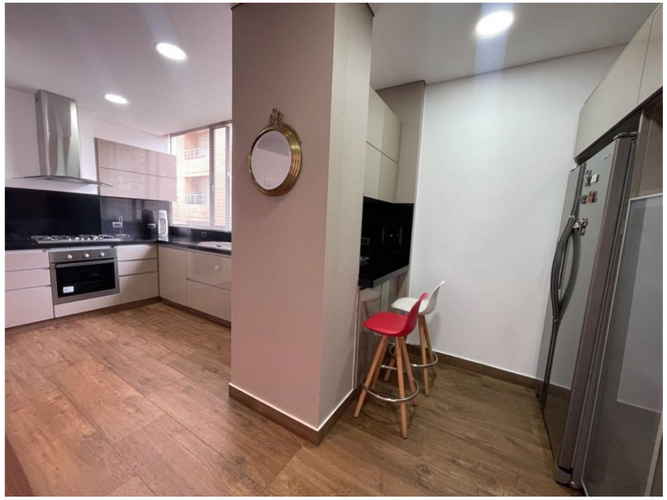Apartamento de 3 alcobas en venta en Chicó Reservado, Bogotá, 193 m² · foto 12 de 24