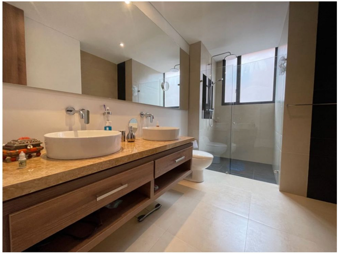 Apartamento de 3 alcobas en venta en Chicó Reservado, Bogotá, 193 m² · foto 23 de 24
