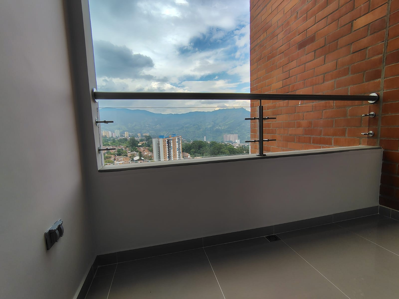 Apartamento en venta en Caqueta, La Estrella · foto 16 de 17
