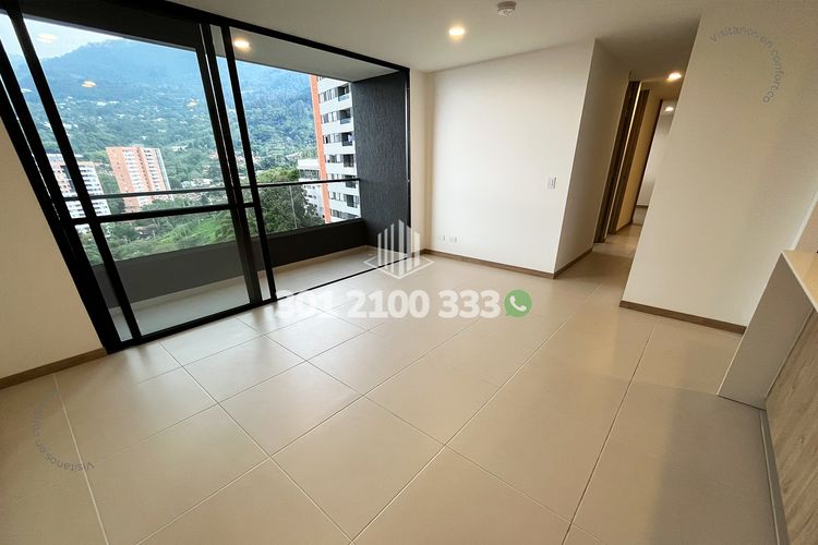 Apartamento de 3 alcobas en venta en Loma Del Escobero, Envigado, 86 m² · foto 3 de 24