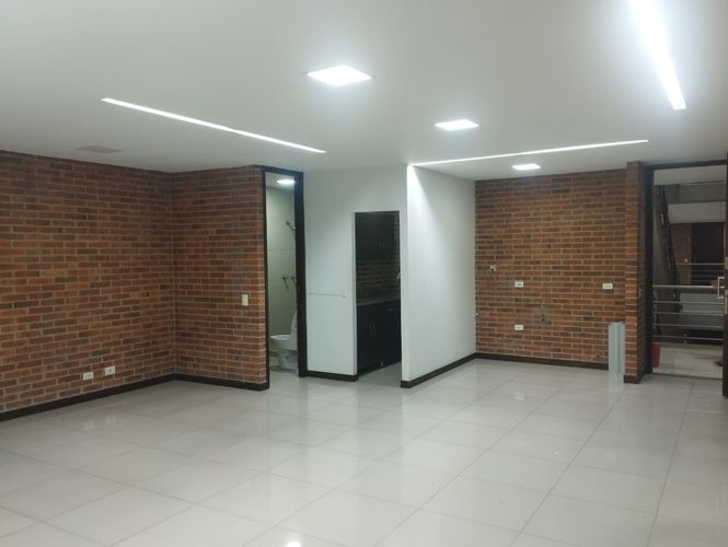 Oficina en arriendo en El Poblado, Medellín, 60 m² · foto 7 de 16