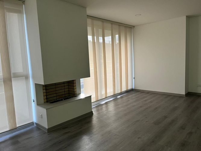 Apartamento en venta en San Jose V Sector, Bogotá · foto 4 de 24