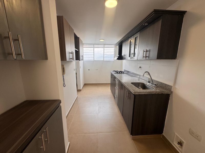 Apartamento en arriendo en San Lucas, Medellín · foto 2 de 12